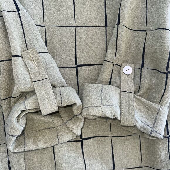 JOHN MARK Windowpane Plaid Tunic Blouse Boho Green Black XL Missing Button READ - Picture 3 of 5